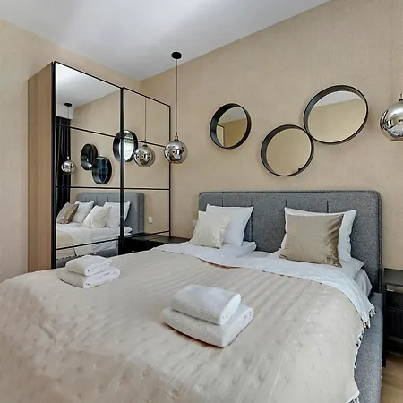 Blue Mandarin Riverside Premium Sauna & Gym Gdansk Room photo